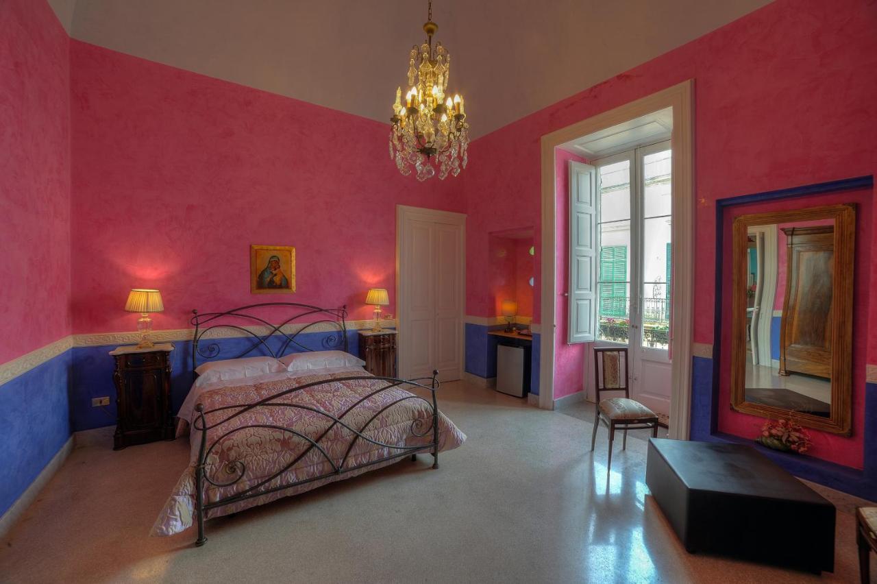 La Dimora Delle Rondini Bed & Breakfast Galatina Dış mekan fotoğraf